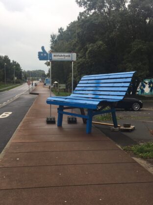 Riesenbank Köpfchen